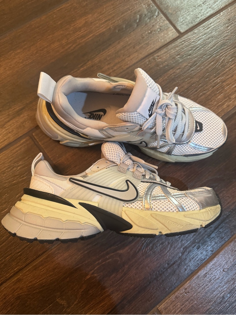 Nike Beige Cream Silver Chunky Trainer Sneakers